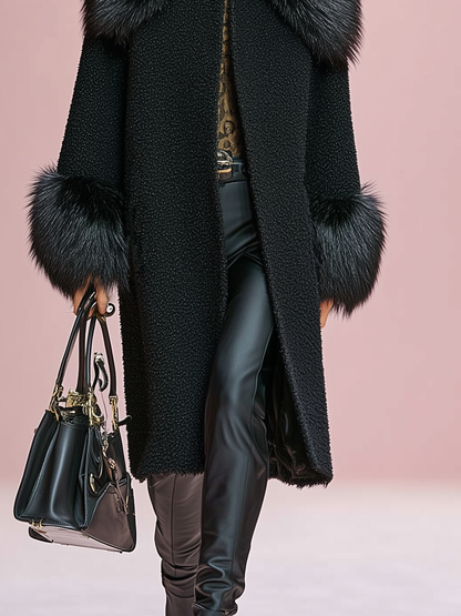 ABRIGO DE MEZCLA DE LANA CON PUÑOS Y SOLAPAS