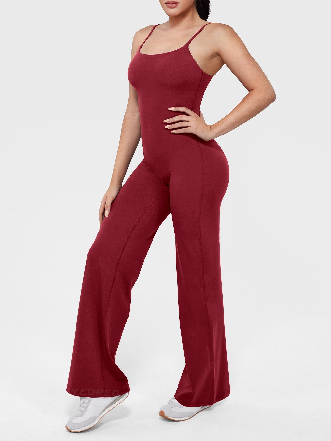 MONO RECTO CON PIERNA RECTA