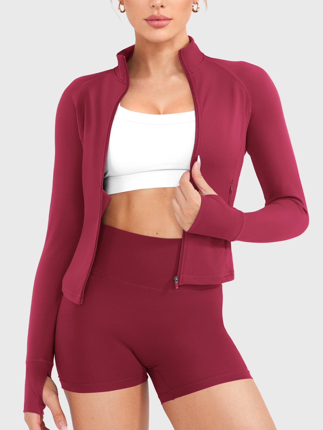 CHAQUETA DEPORTIVA CON CREMALLERA COMPLETA